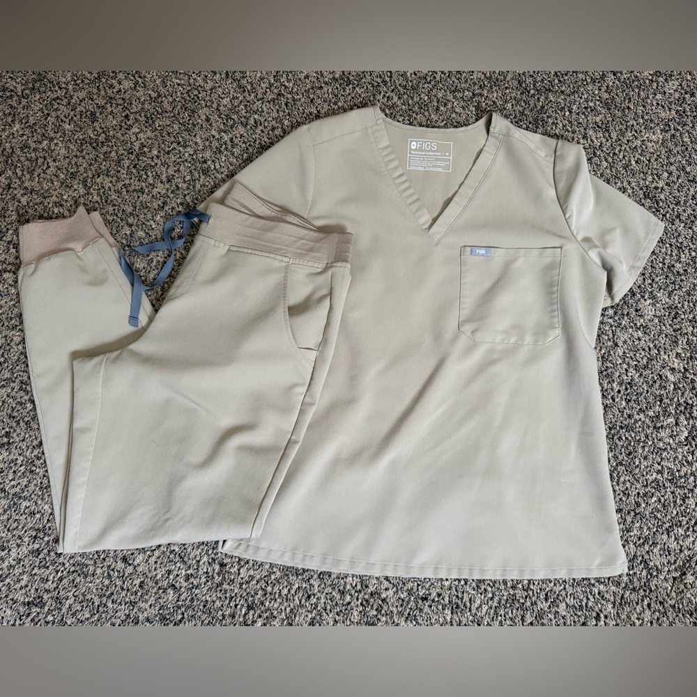 Figs Khaki Scrub Set size M
